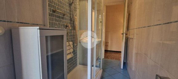 4 bedrooms Apartment in Genoa, Italy No. 381042 32