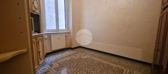4 bedrooms Apartment in Genoa, Italy No. 381042 11