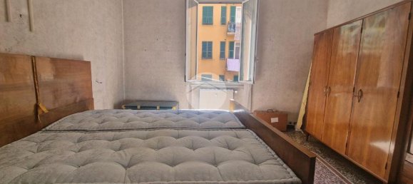 4 bedrooms Apartment in Genoa, Italy No. 381042 23