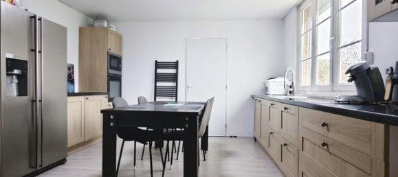 Дом с 8 комнатами в Фрессин, Франция № 210273 2