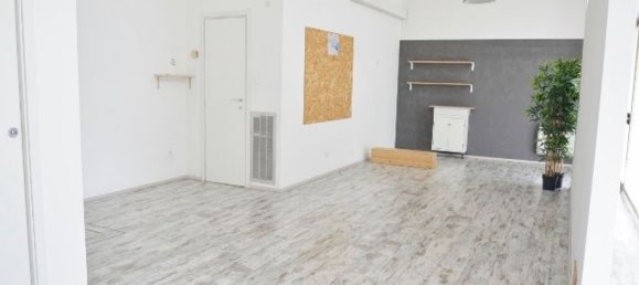 60m² Commercial property in Gorizia, Italy No. 284464 5