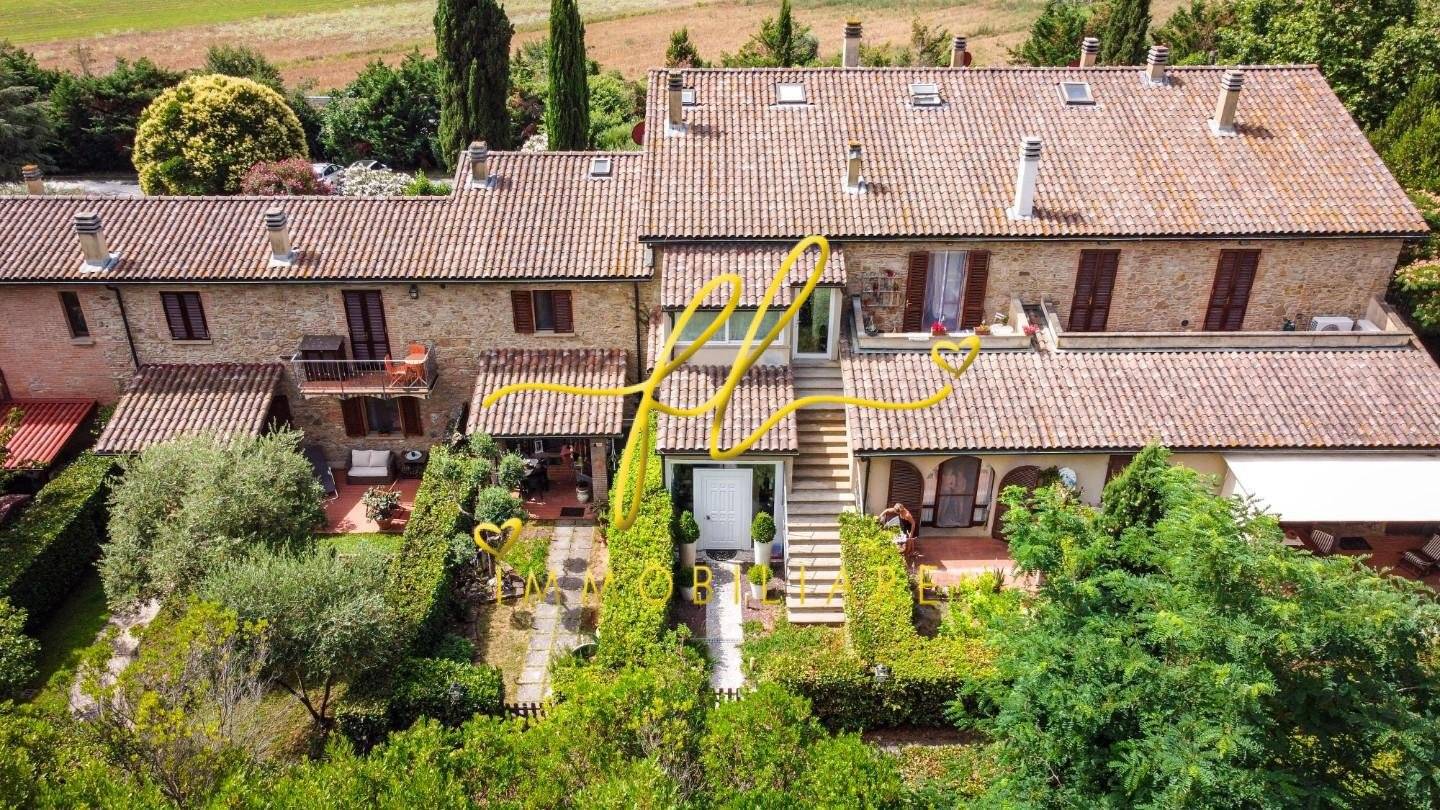 3 bedrooms House in Riparbella, Italy No. 169528