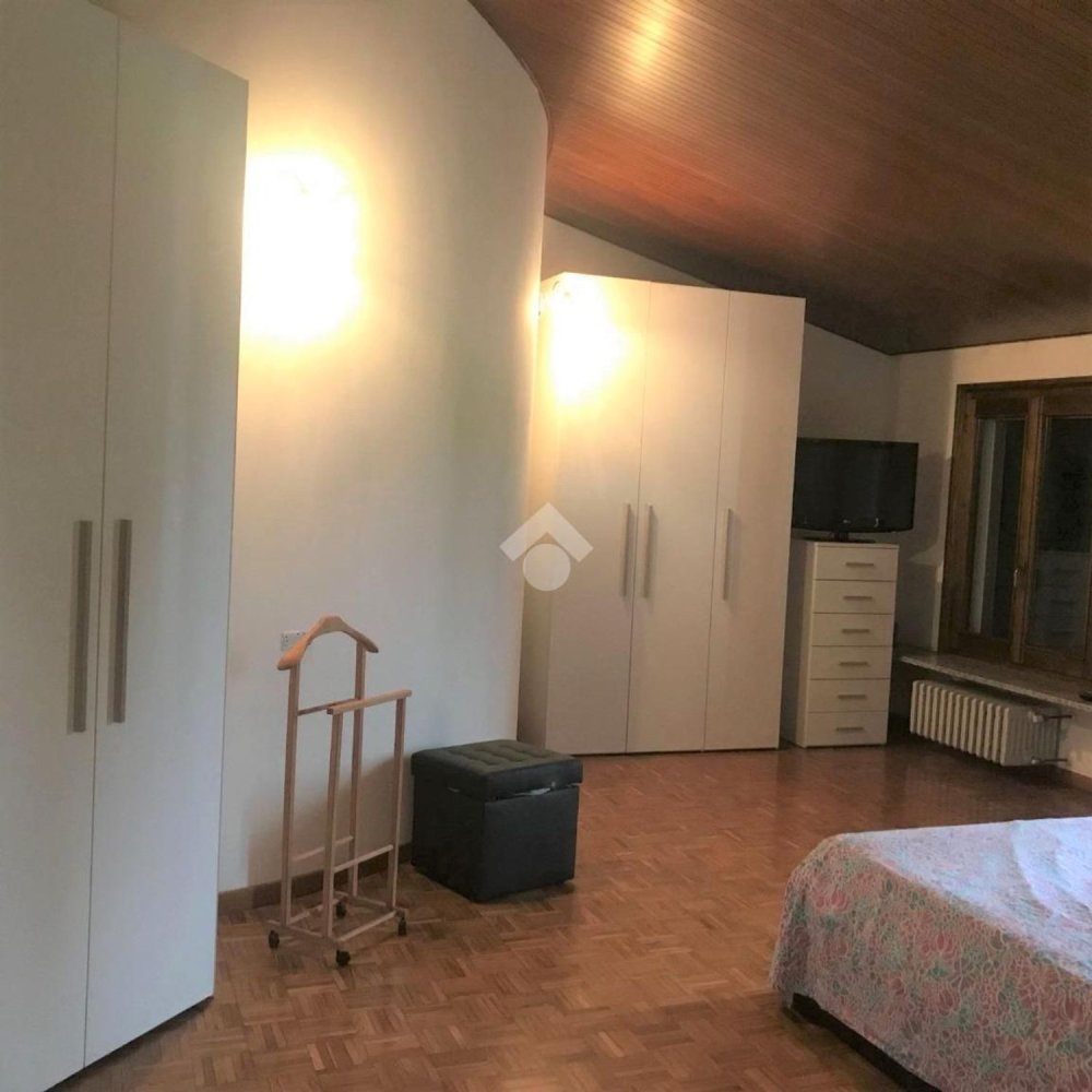 5 chambres Maison à Gonzaga, Italy No. 362855