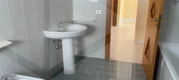 3 rooms Apartment in Corato, Italy No. 32813 9