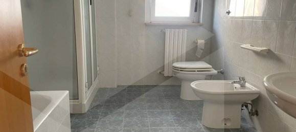 3 rooms Apartment in Corato, Italy No. 32813 6