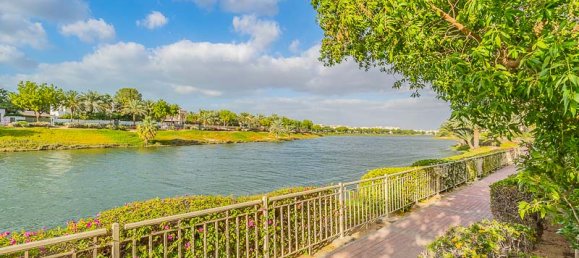 6 bedrooms Villa in Meadows, UAE No. 4265 27