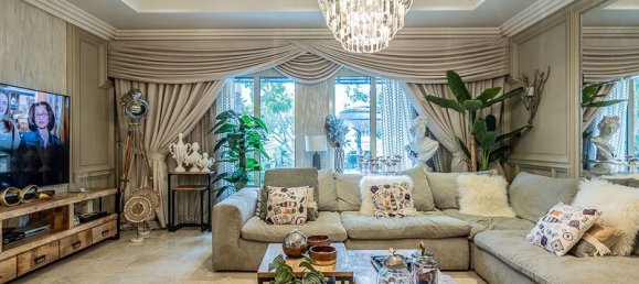 6 bedrooms Villa in Meadows, UAE No. 4265 12