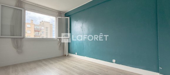 1 bedroom Apartment in Montrouge, France No. 334072 4