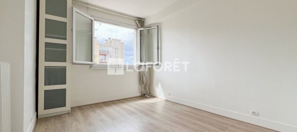 1 bedroom Apartment in Montrouge, France No. 334072 5