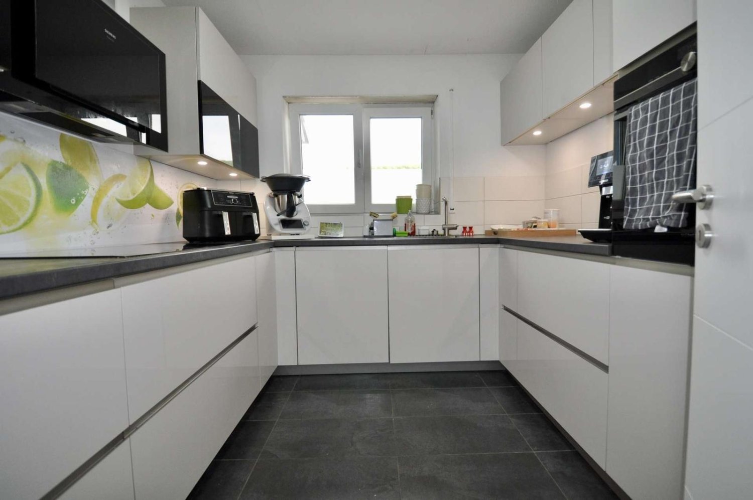 3 chambres Appartement à Lorrach, Germany No. 228955