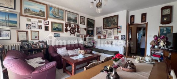4 Schlafzimmer Wohnung in Riccione, Italy, Nr. 375370 7