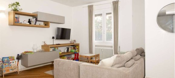 2 bedrooms Apartment in Trieste, Italy No. 354515 3