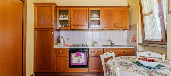 2 Schlafzimmer Wohnung in Buggiano, Italy, Nr. 337083 13