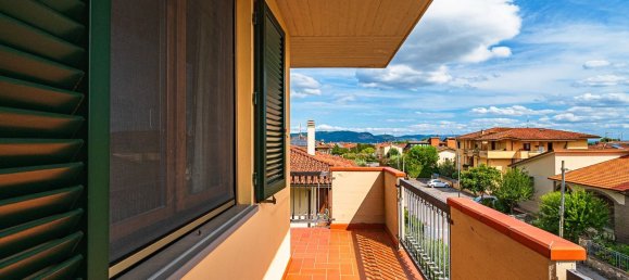 2 Schlafzimmer Wohnung in Buggiano, Italy, Nr. 337083 2