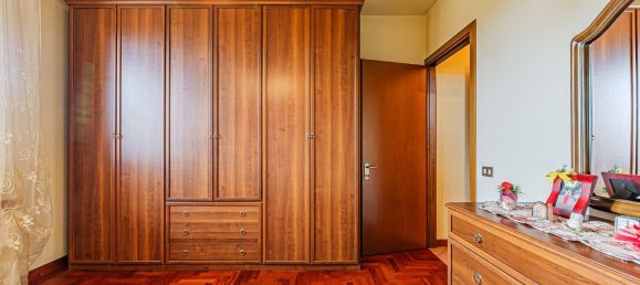 2 Schlafzimmer Wohnung in Buggiano, Italy, Nr. 337083 17