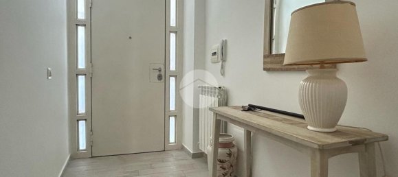 2 bedrooms Apartment in Naples, Italy No. 52469 4