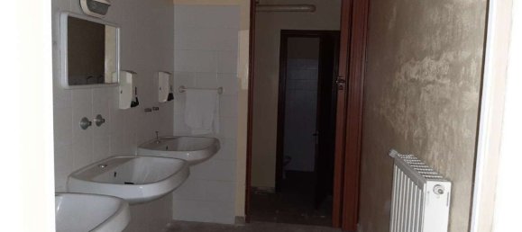 Imóvel comercial em Taranto, Italy 1600 m² N.º 294492 13