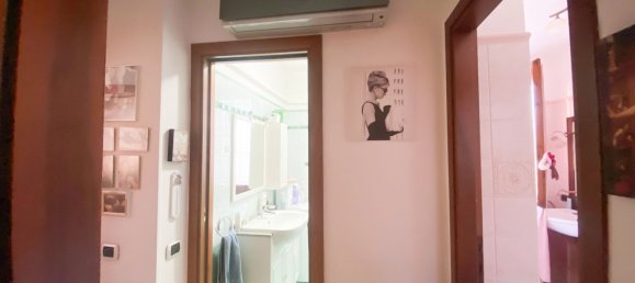 3-salle Appartement à Cavriago, Italy No. 195730 7