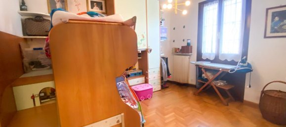 3-salle Appartement à Cavriago, Italy No. 195730 18