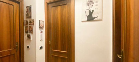 3-salle Appartement à Cavriago, Italy No. 195730 11