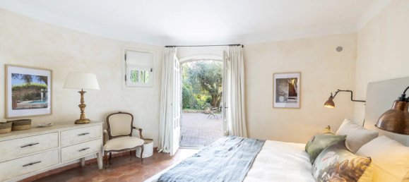 4 bedrooms Commercial property in Opio, France No. 2005 13