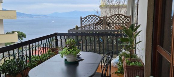 5 rooms Apartment in Naples, Italy No. 32011 21