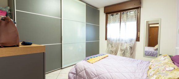 4 rooms Apartment in Ferrara, Italy No. 225836 12