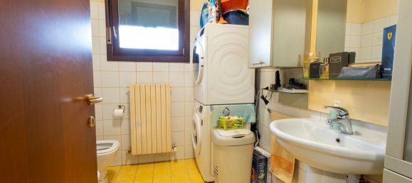 4 rooms Apartment in Ferrara, Italy No. 225836 9