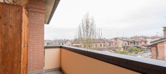 4 rooms Apartment in Ferrara, Italy No. 225836 4