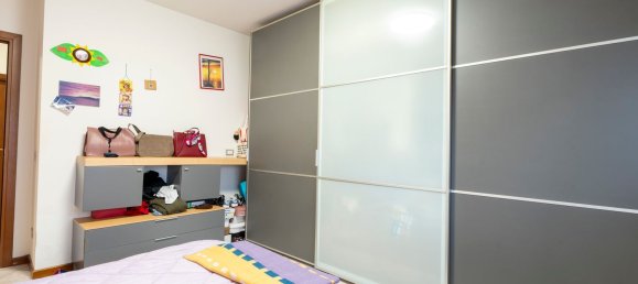 4 rooms Apartment in Ferrara, Italy No. 225836 11