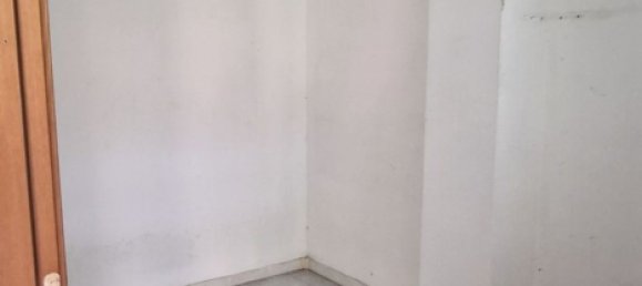 96m² Commercial property in Milan, Italy No. 316039 8