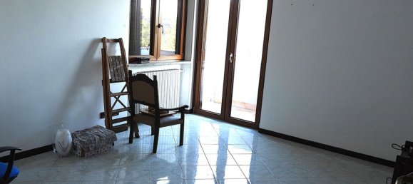 Ático de 4 dormitorios en Borgomanero, Italy No. 358076 14