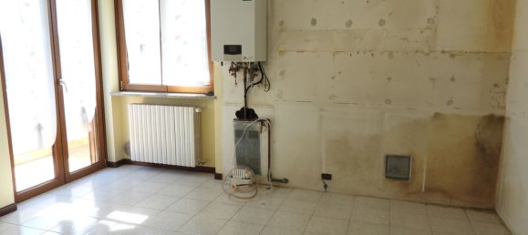 Ático de 4 dormitorios en Borgomanero, Italy No. 358076 9