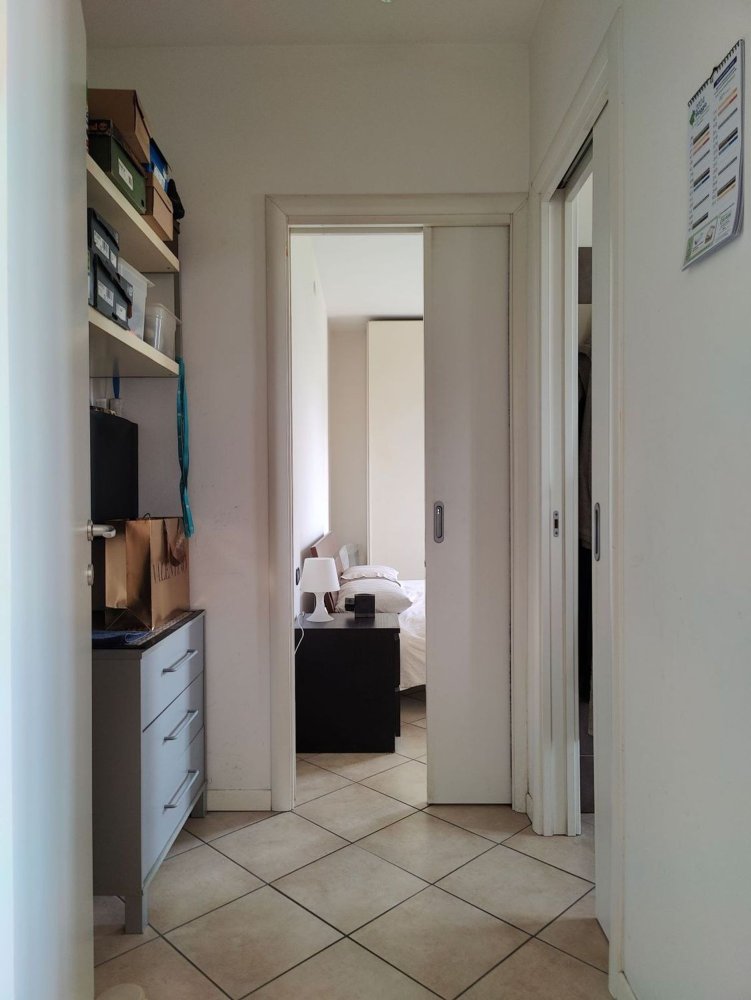 2غرفة شقة في Valle Salimbene, Italy رقم 185478