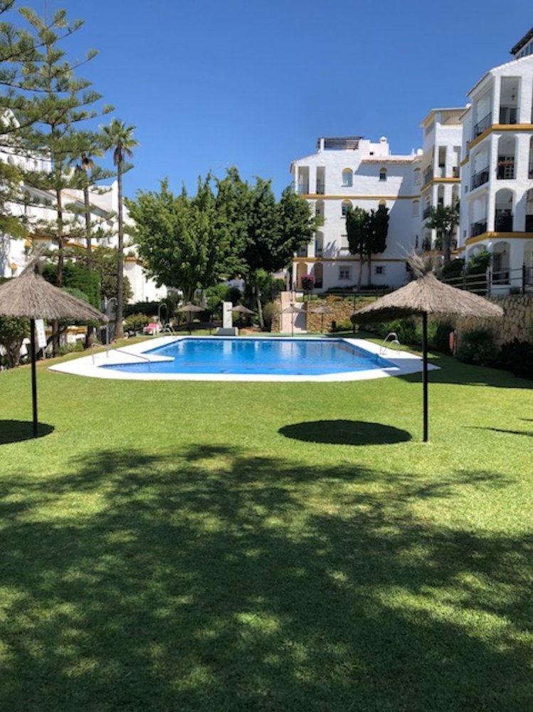 Квартира с 2 спальнями в Бенахавис, Испания № 153056