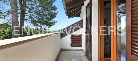 6 bedrooms Villa in Luvinate, Italy No. 296848 45