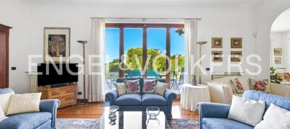 6 bedrooms Villa in Luvinate, Italy No. 296848 14