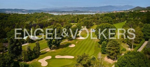 6 bedrooms Villa in Luvinate, Italy No. 296848 4