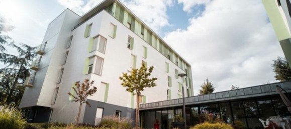 Estudio en Angers, France No. 290032 2