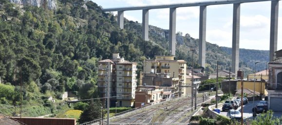 Casa de 3 habitaciónes en Modica, Italy No. 2061 10
