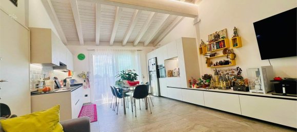 2 bedrooms Apartment in Villafranca di Verona, Italy No. 297446 3