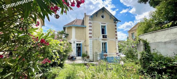 6 bedrooms House in Bergerac, France No. 286702 2