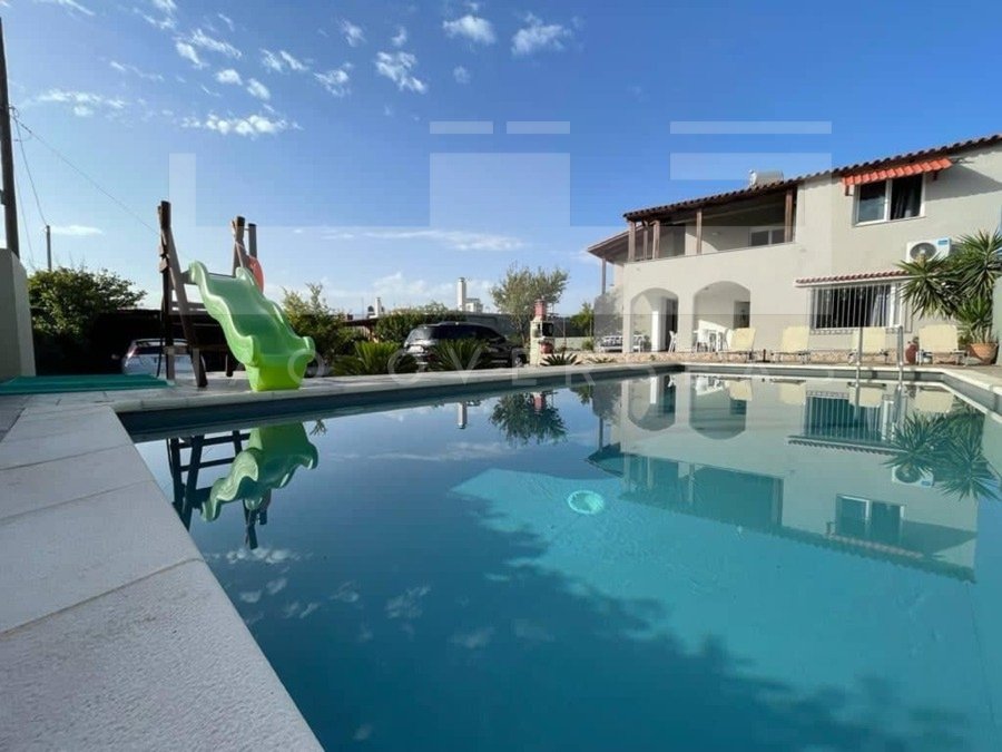 4 bedrooms Villa in Crete, Greece No. 342