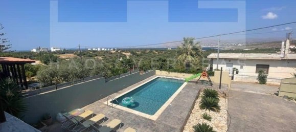 4 bedrooms Villa in Crete, Greece No. 342 2