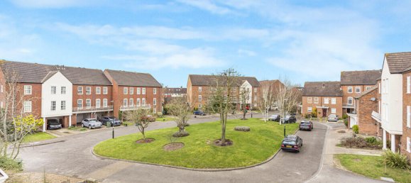 3 bedrooms House in Twickenham, United Kingdom No. 8532 27