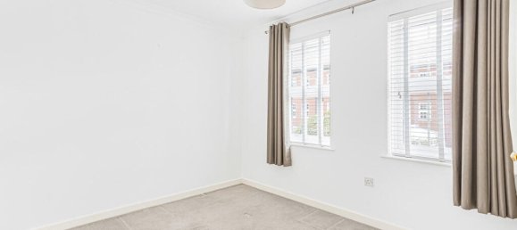 3 bedrooms House in Twickenham, United Kingdom No. 8532 25