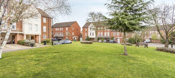 3 bedrooms House in Twickenham, United Kingdom No. 8532 33