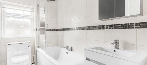 3 bedrooms House in Twickenham, United Kingdom No. 8532 8