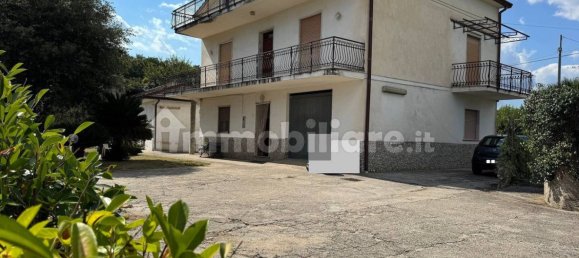 4 Schlafzimmer Villa in Colfelice, Italy, Nr. 282908 4