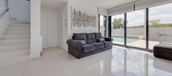 4 bedrooms House in San Miguel de Salinas, Spain No. 188356 5